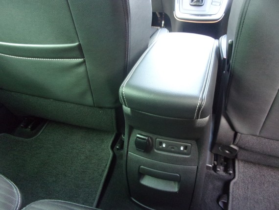 RENAULT SCENIC IV Renault scenic-016.jpg